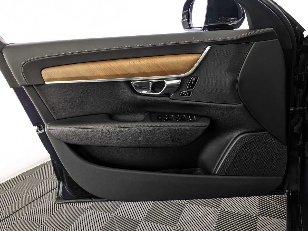 Б/У Вольво С90 2019 года. Фото: #14