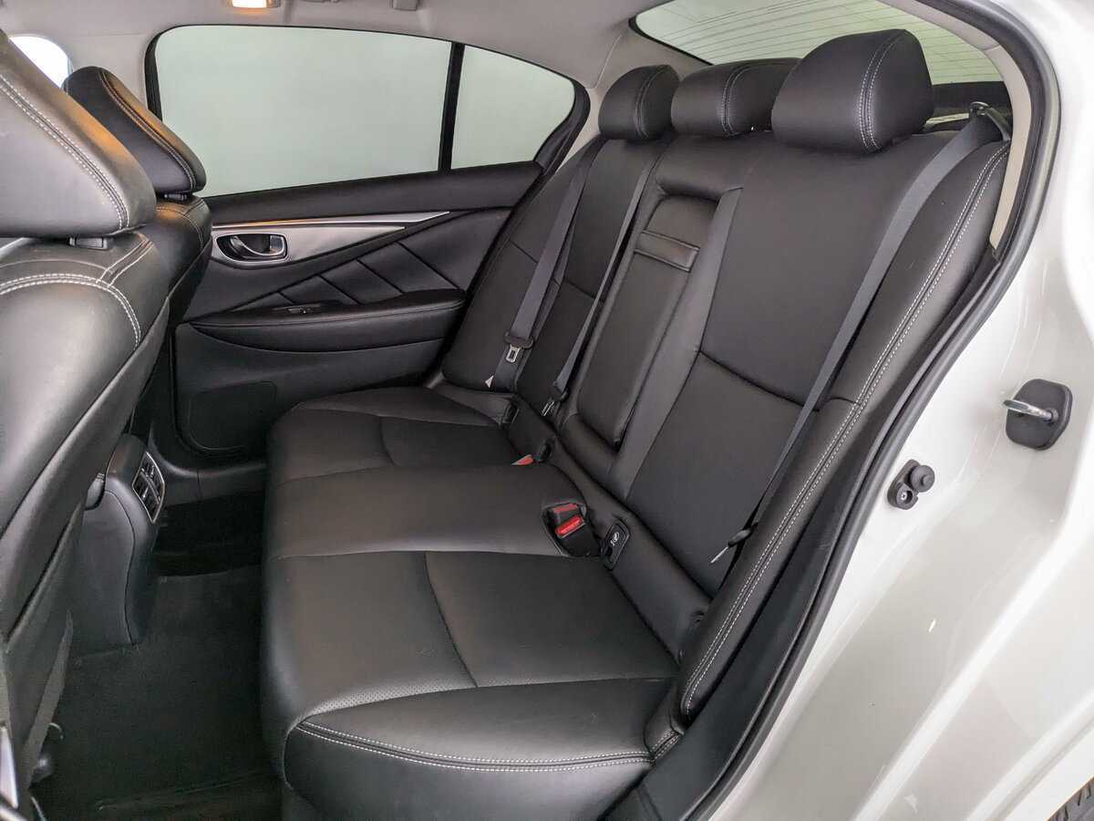 Б/У Инфинити К50 2018 года. Фото: #8