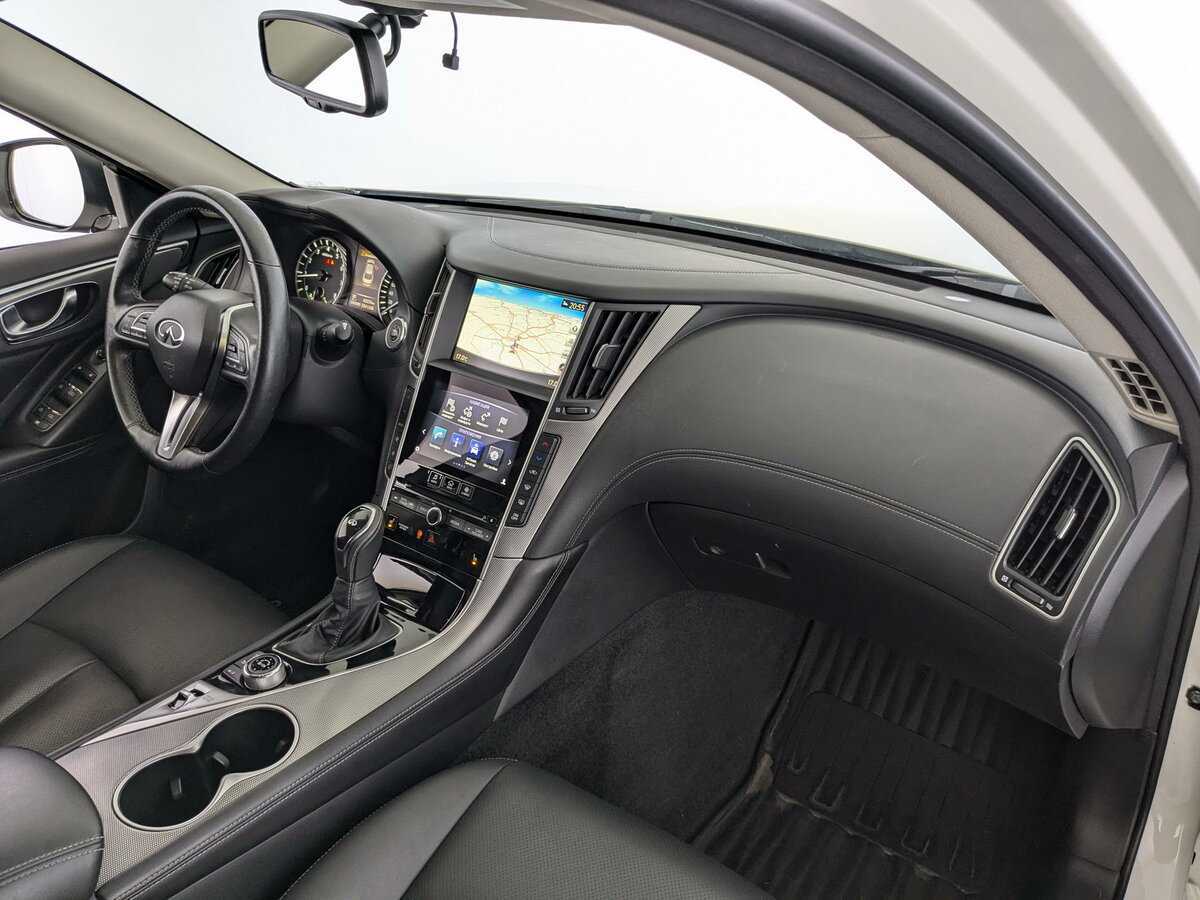 Б/У Инфинити К50 2018 года. Фото: #16