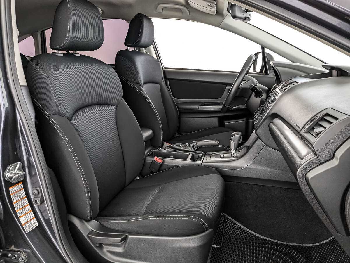 Б/У Субару ИксВи 2012 года. Фото: #18