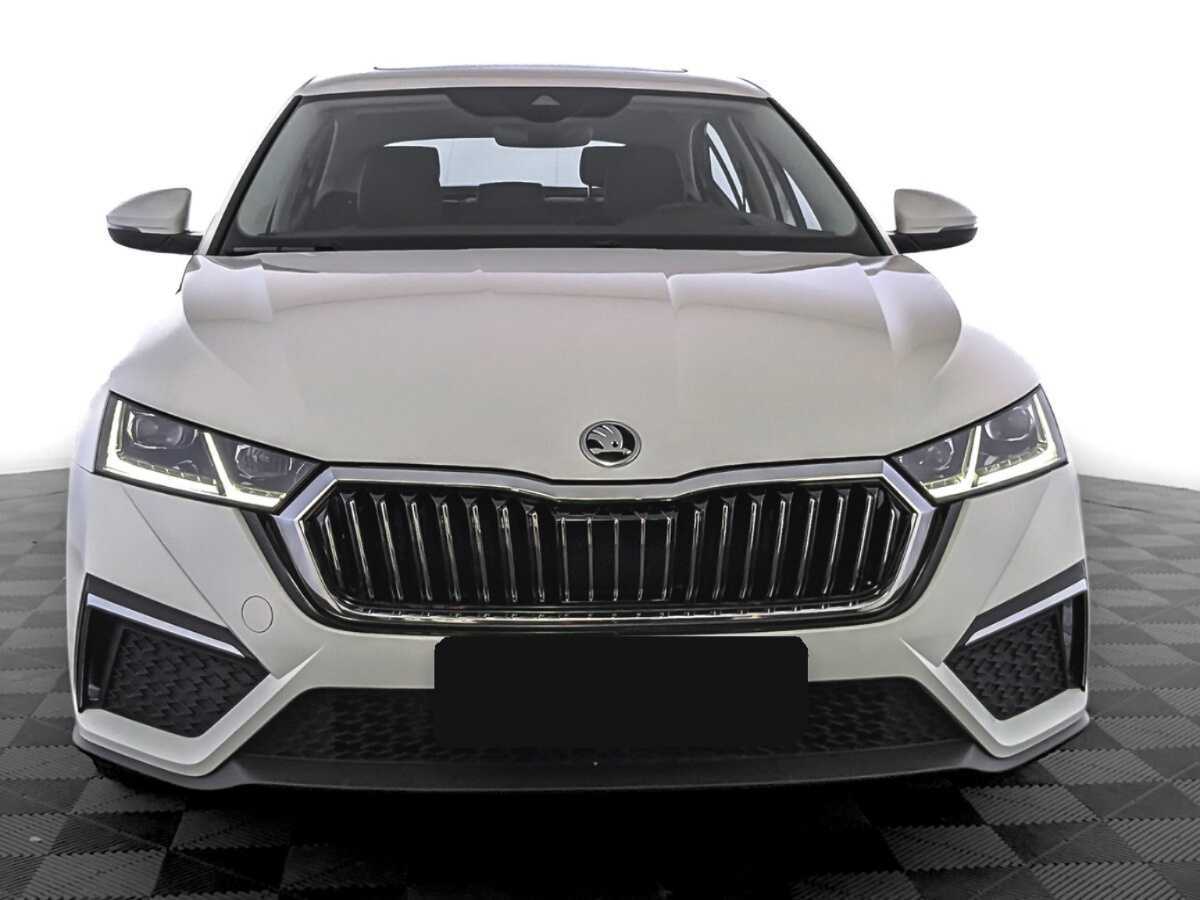 Б/У Шкода Октавия 2023 года. Фото: #1