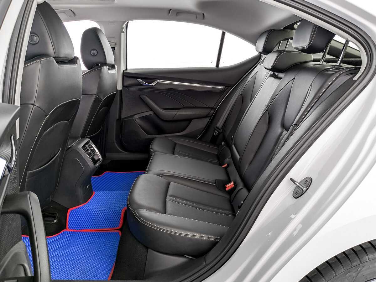 Б/У Шкода Октавия 2023 года. Фото: #9