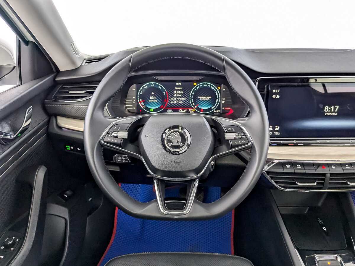 Б/У Шкода Октавия 2023 года. Фото: #17