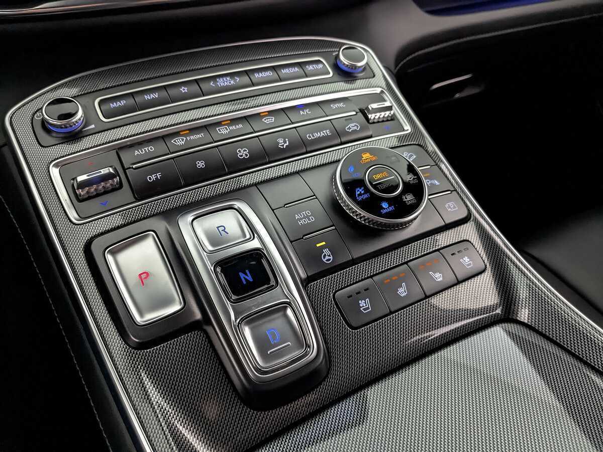 Б/У Хендай Санта Фе 2022 года. Фото: #15