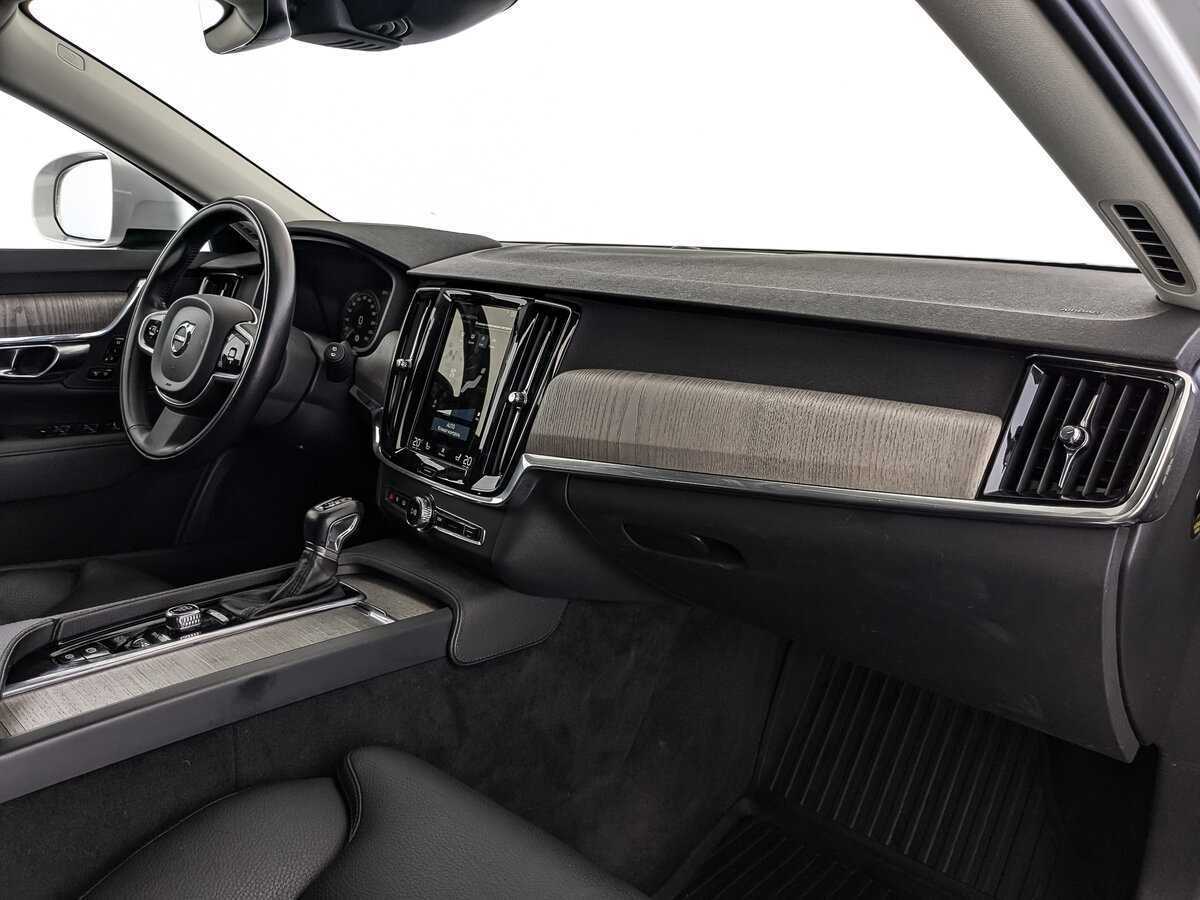 Б/У Вольво В90 Кросс Кантри 2021 года. Фото: #8