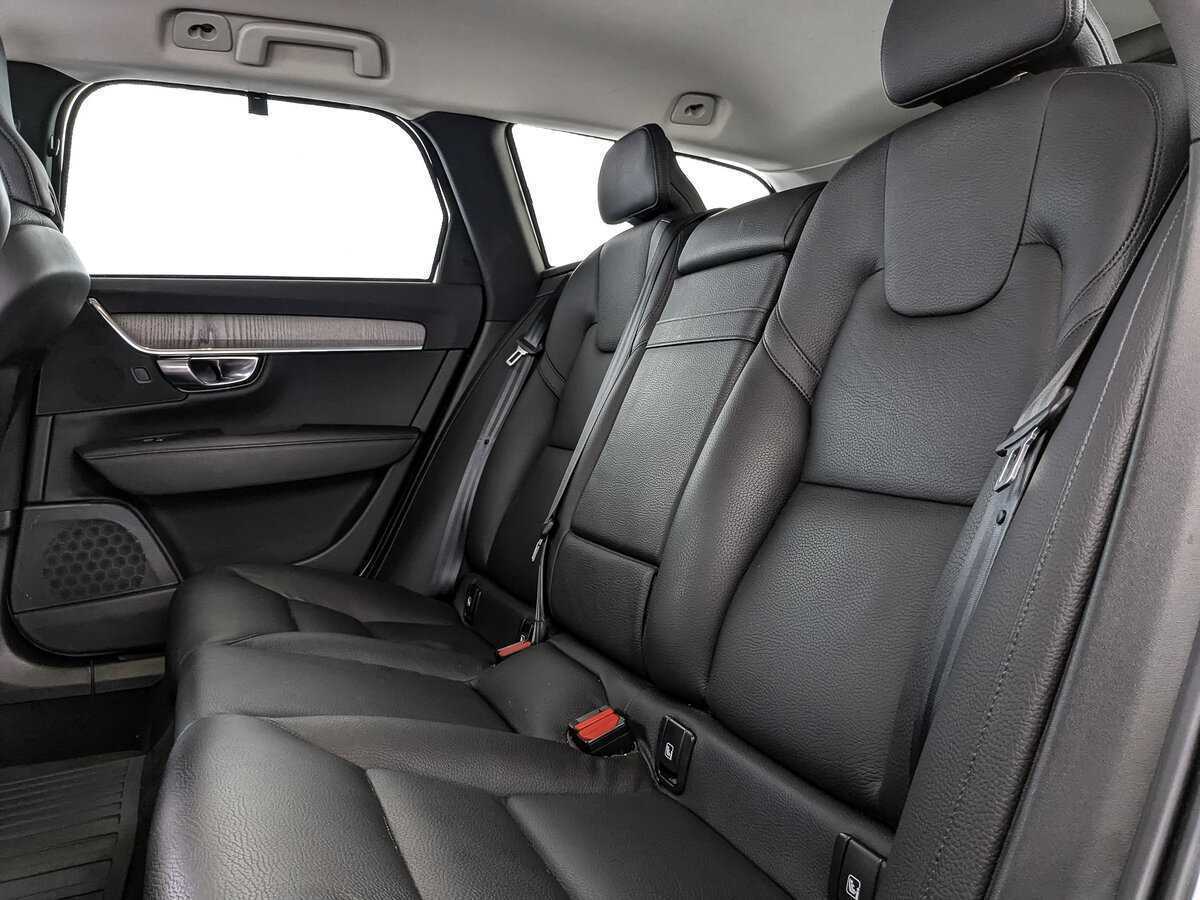 Б/У Вольво В90 Кросс Кантри 2021 года. Фото: #13