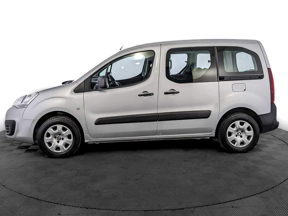 Б/У Пежо Партнер 2018 года. Фото: #7