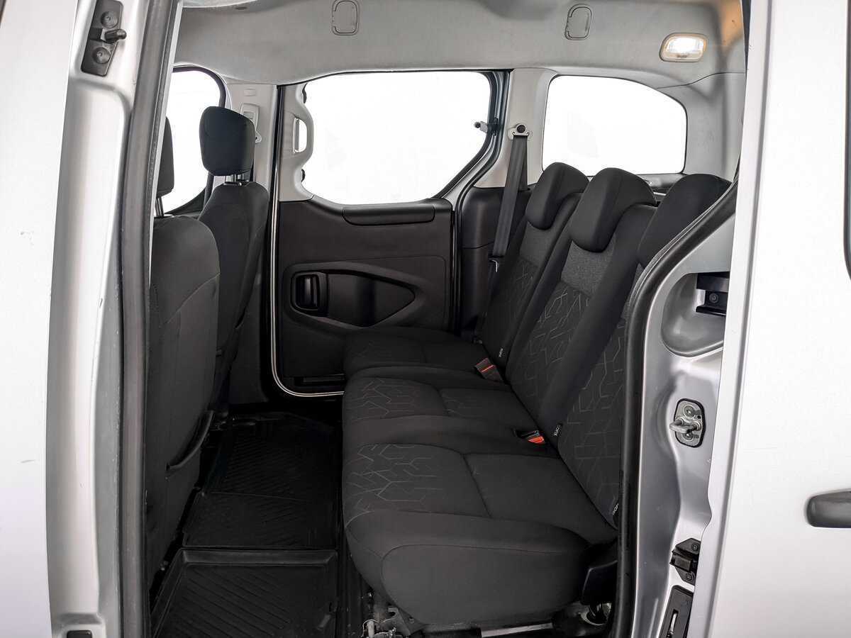 Б/У Пежо Партнер 2018 года. Фото: #9