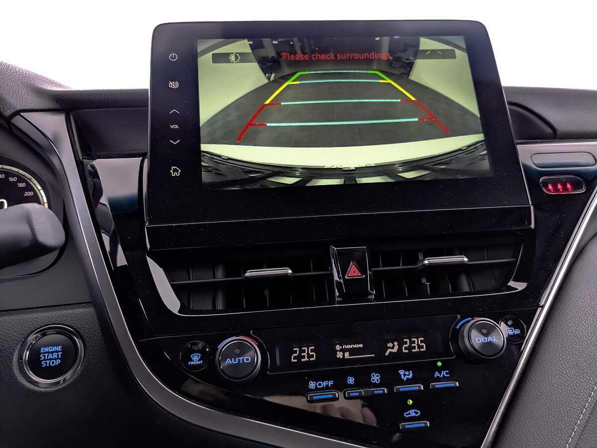 Б/У Тойота Камри 2023 года. Фото: #20