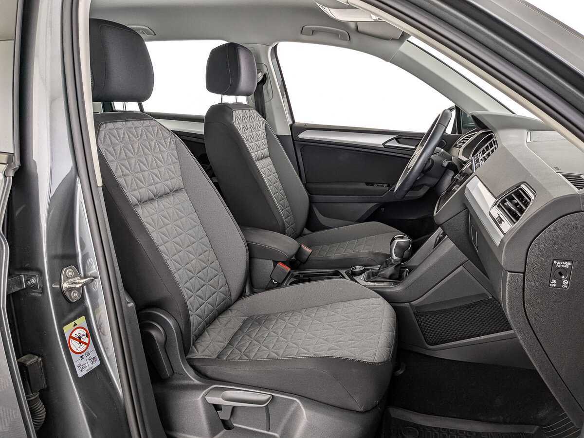 Б/У Фольксваген Тигуан 2021 года. Фото: #18