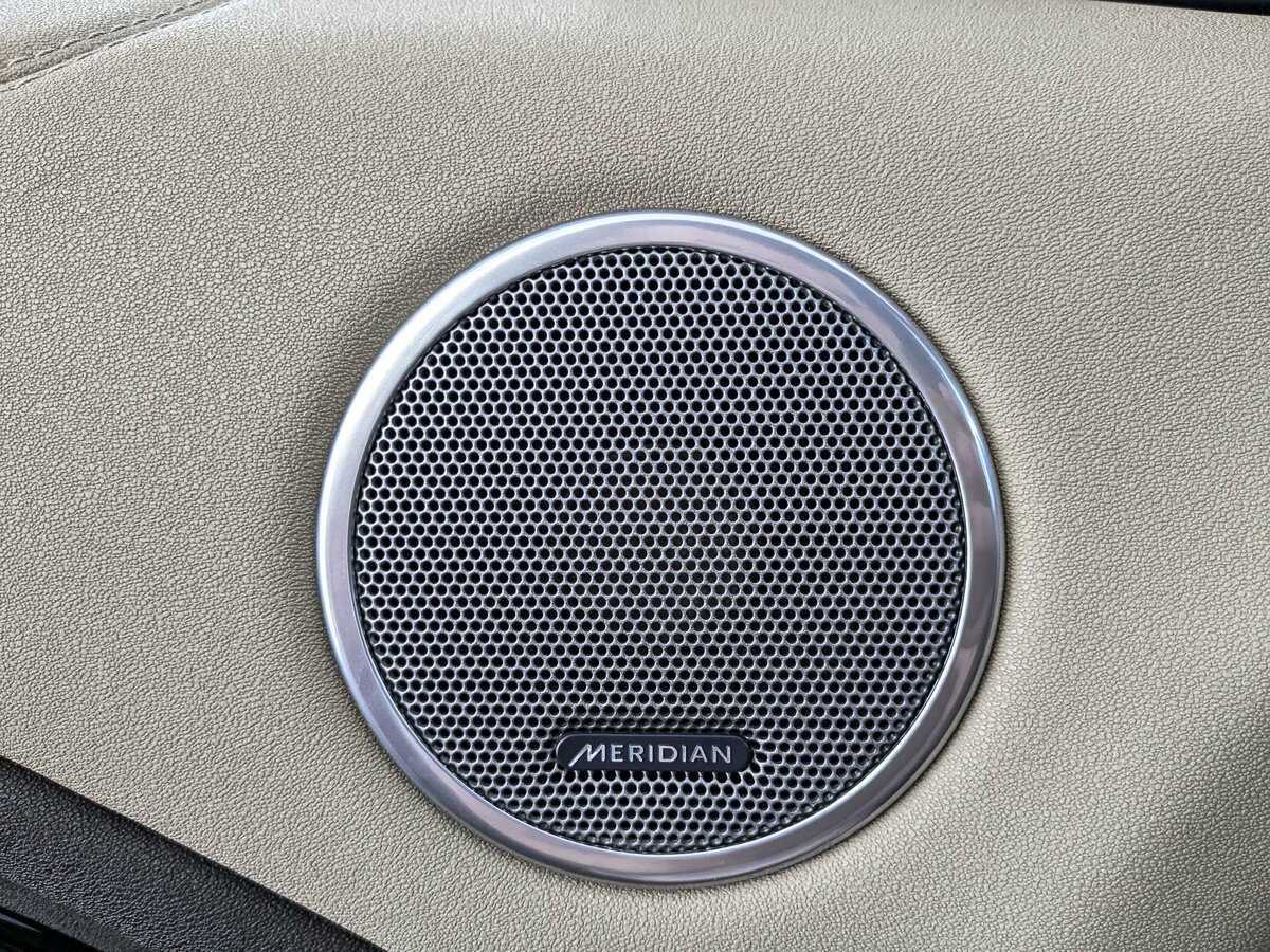 Б/У Лэнд Ровер Рэнж Ровер Эвок 2017 года. Фото: #22