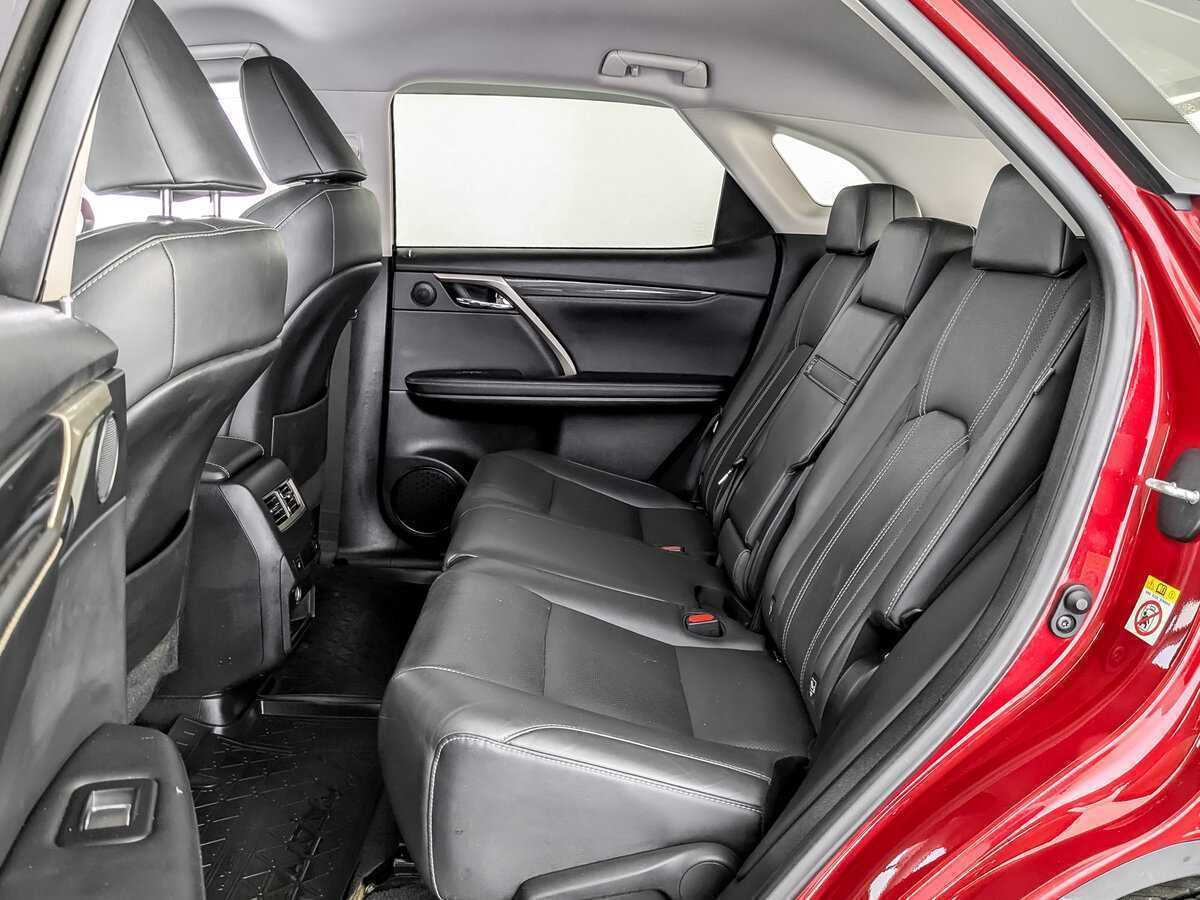 Б/У Лексус Р-Икс 2019 года. Фото: #9