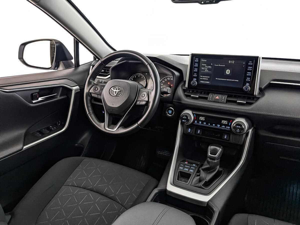 Б/У Тойота Рав4 2021 года. Фото: #24