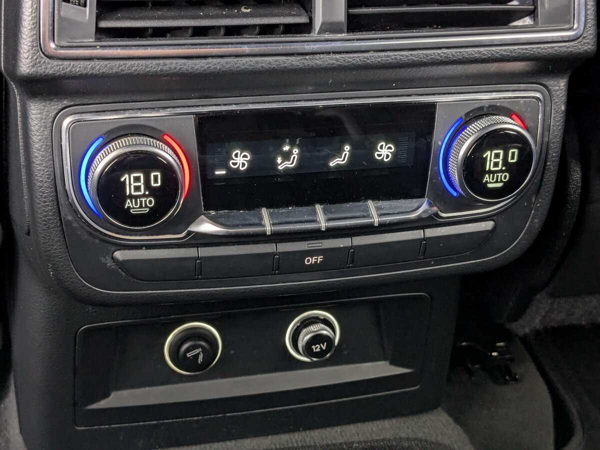 Б/У Ауди К7 2019 года. Фото: #21