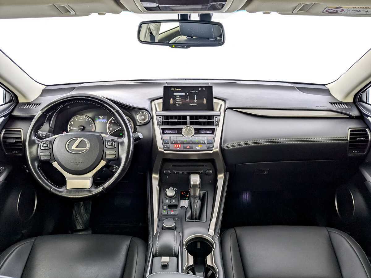 Б/У Лексус Н-Икс 2017 года. Фото: #11