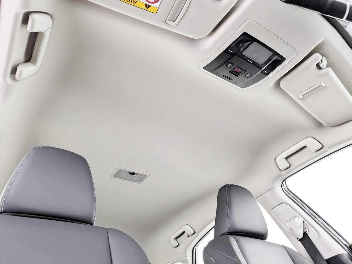 Б/У Лексус Н-Икс 2017 года. Фото: #17