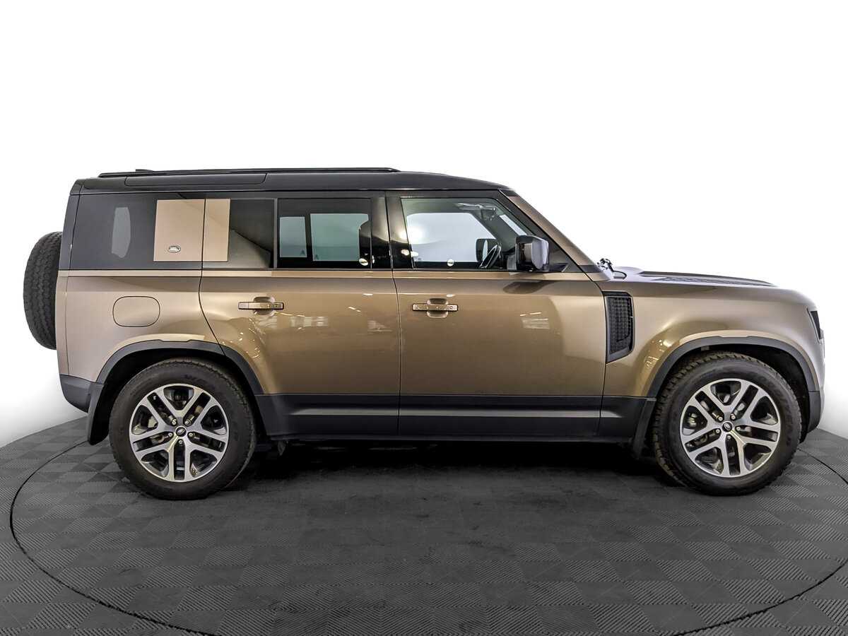 Б/У Лэнд Ровер Дефендер 2021 года. Фото: #3