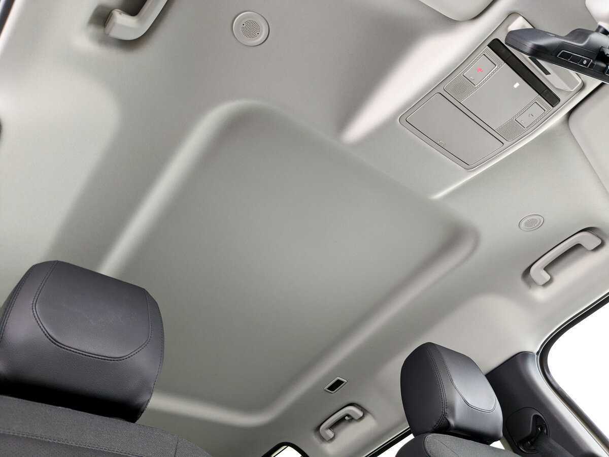 Б/У Лэнд Ровер Дефендер 2021 года. Фото: #18