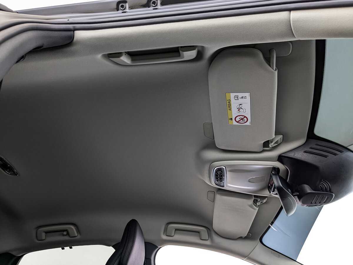 Б/У Вольво С90 2021 года. Фото: #17