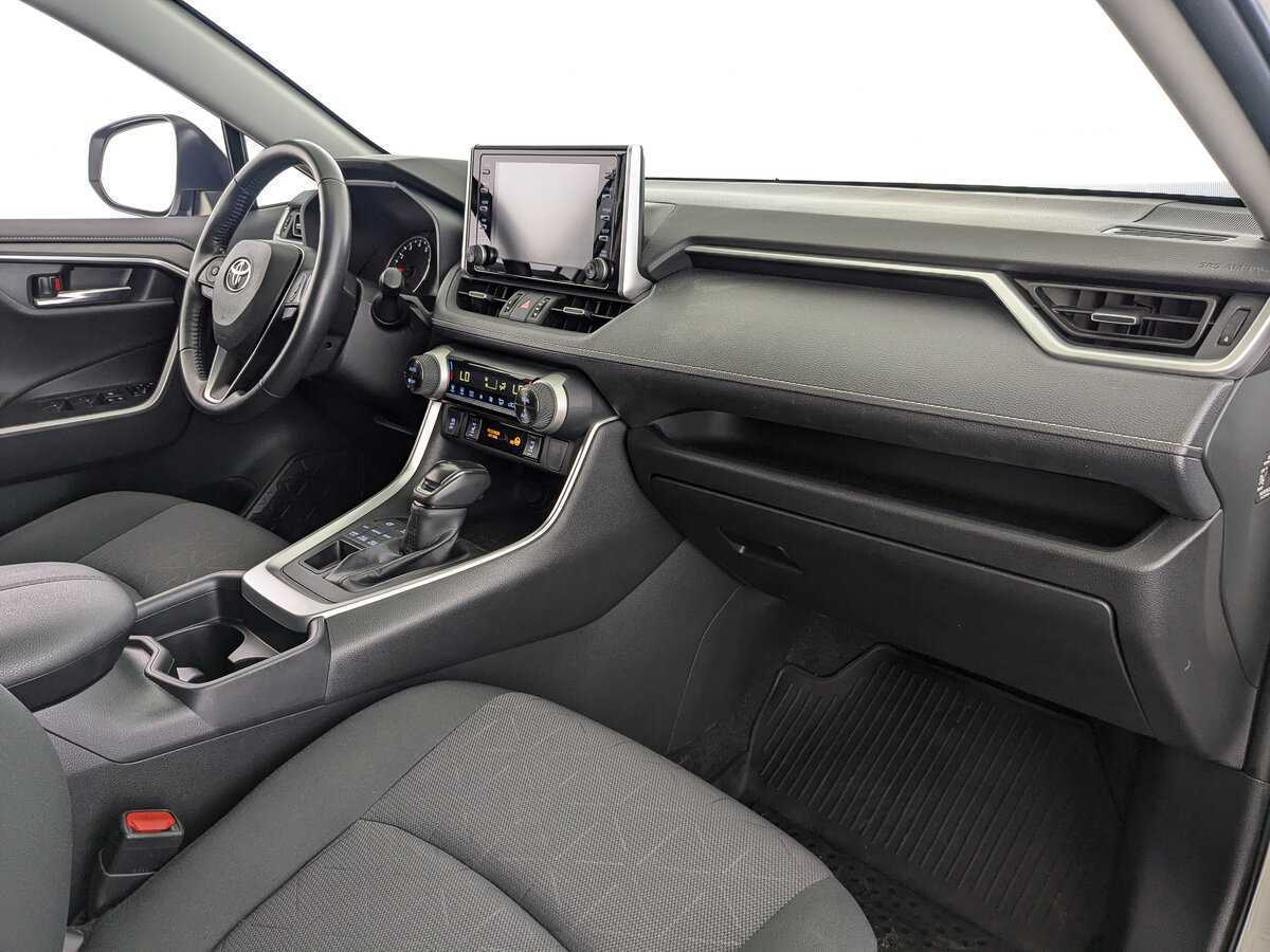 Б/У Тойота Рав4 2021 года. Фото: #8