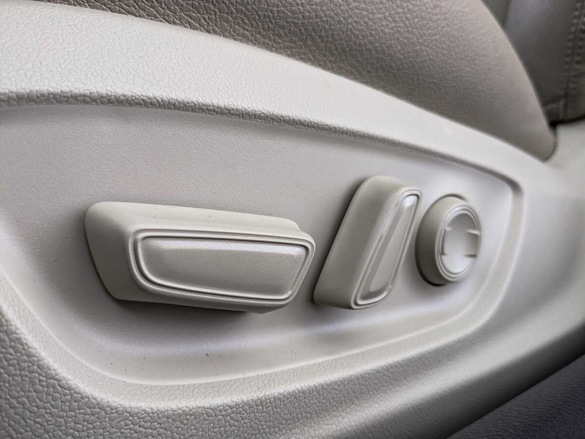 Б/У Тойота Камри 2022 года. Фото: #21