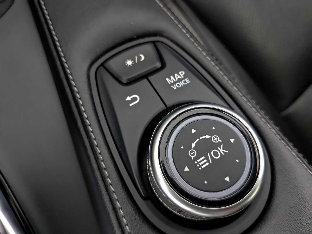 Б/У Инфинити К-Икс50 2019 года. Фото: #23