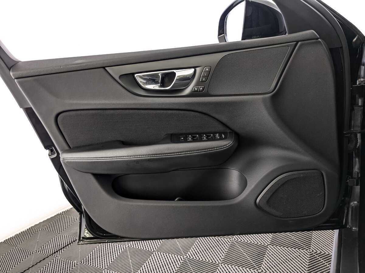 Б/У Вольво В60 Кросс Кантри 2020 года. Фото: #14