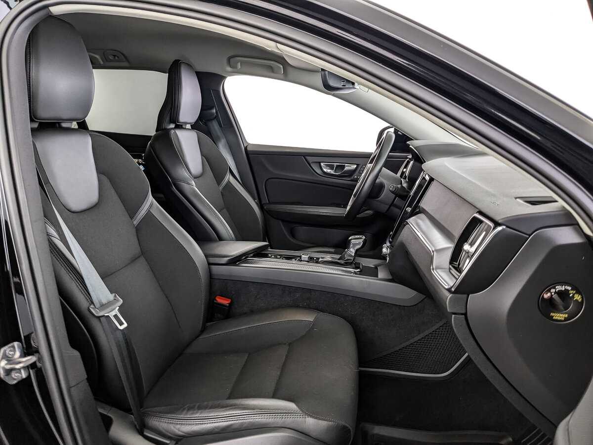 Б/У Вольво В60 Кросс Кантри 2020 года. Фото: #18