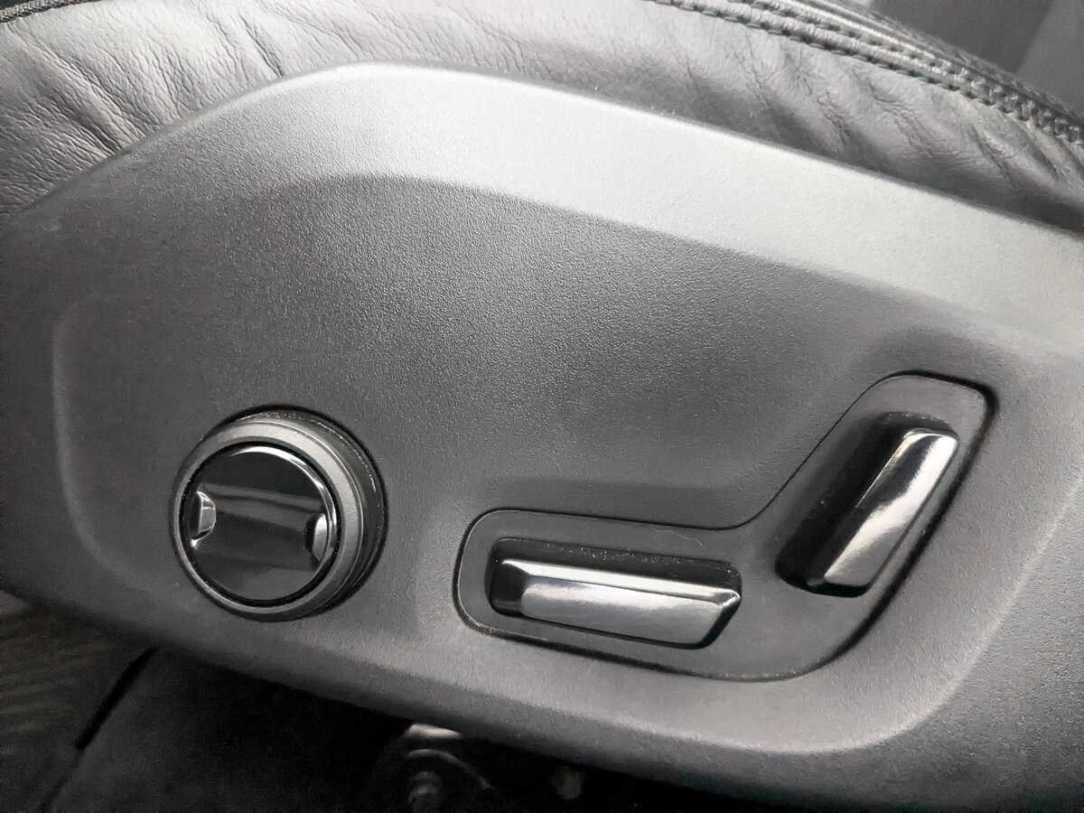 Б/У Вольво В60 Кросс Кантри 2020 года. Фото: #20