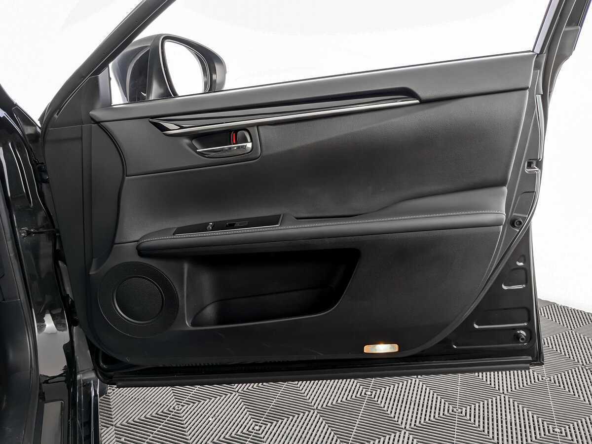 Б/У Лексус ЕС 2018 года. Фото: #20