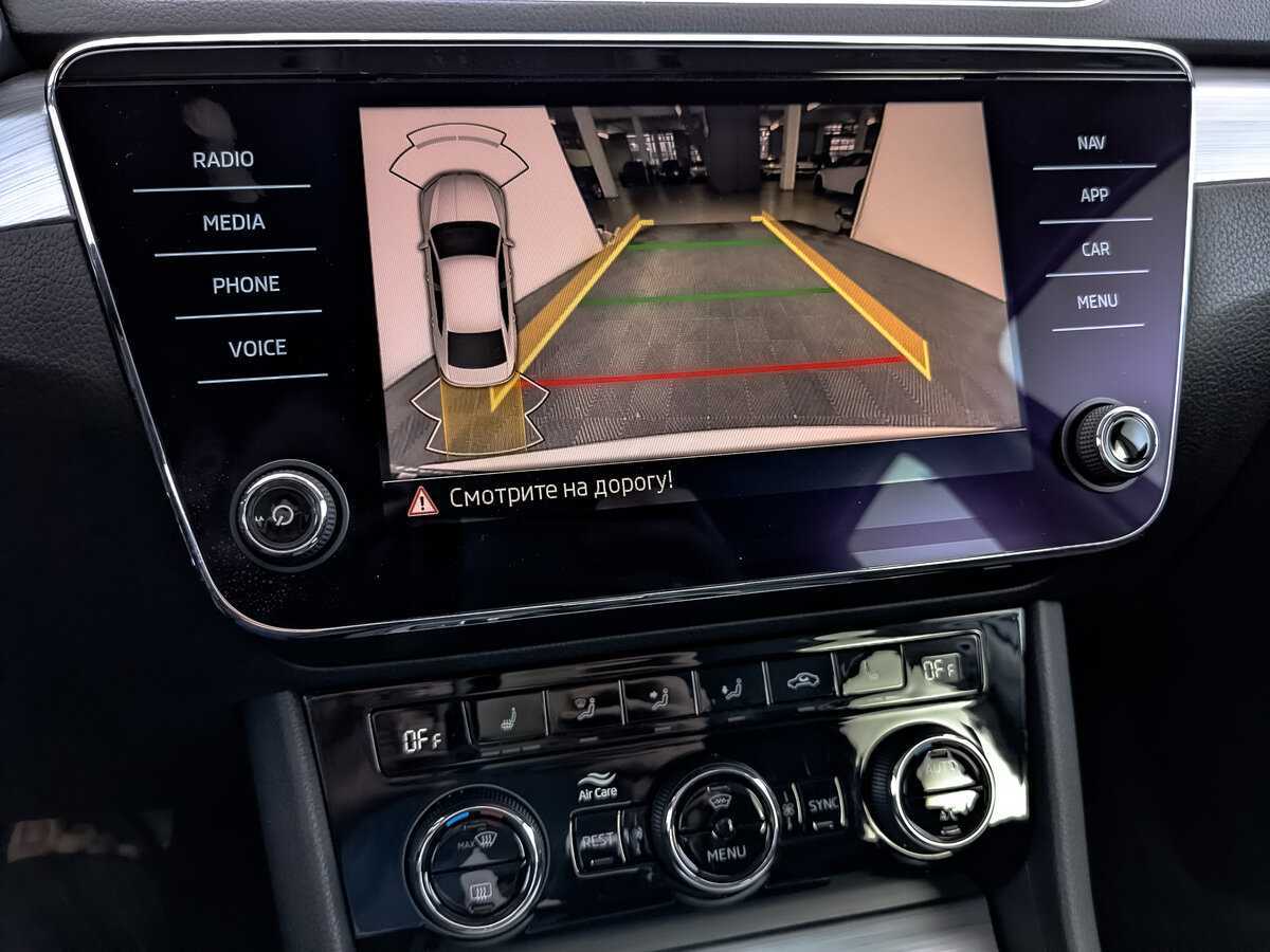 Б/У Шкода Суперб 2021 года. Фото: #21