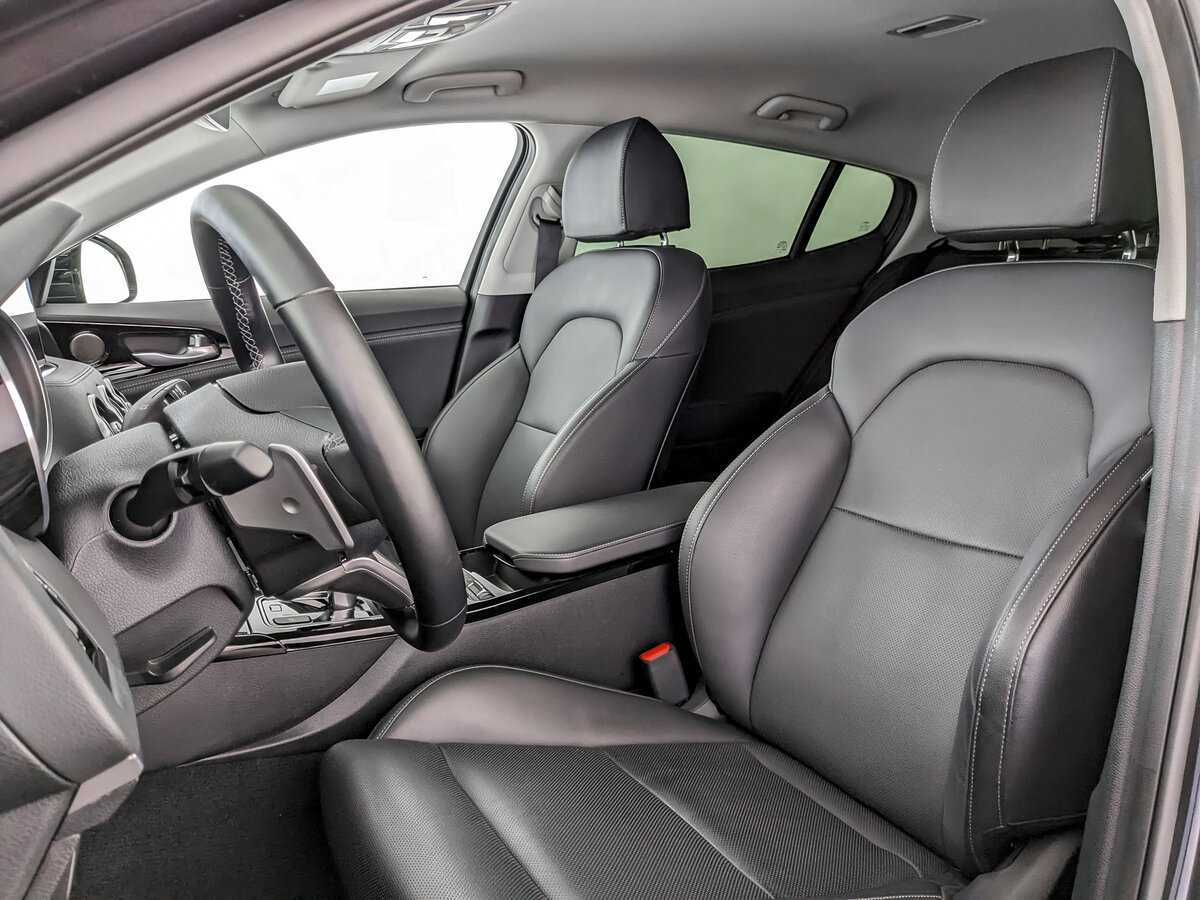 Б/У Киа Стингер 2023 года. Фото: #14