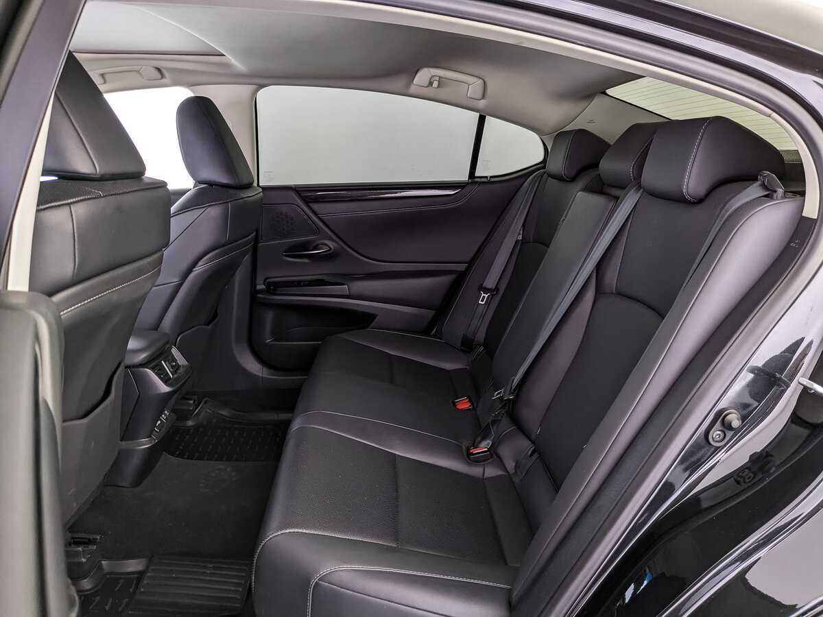 Б/У Лексус ЕС 2021 года. Фото: #13