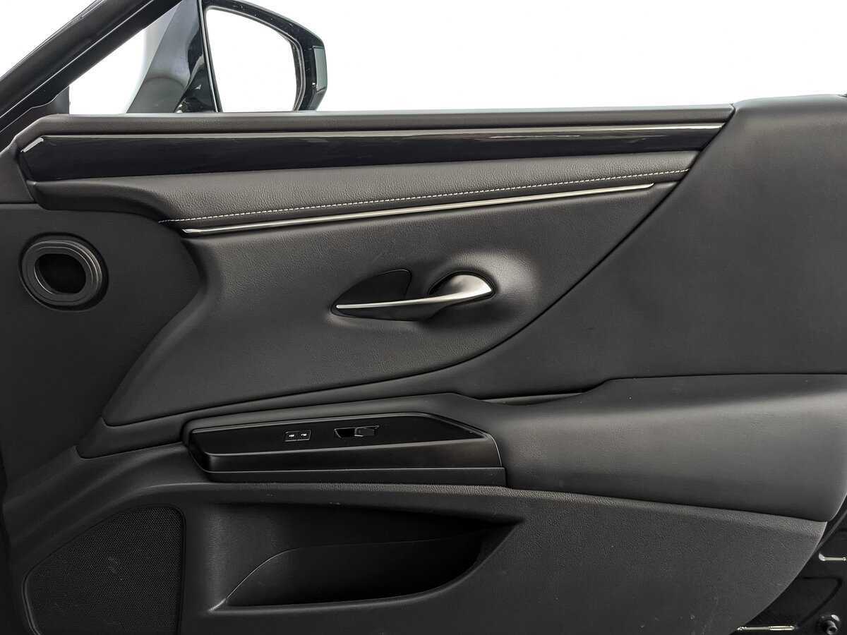 Б/У Лексус ЕС 2021 года. Фото: #19