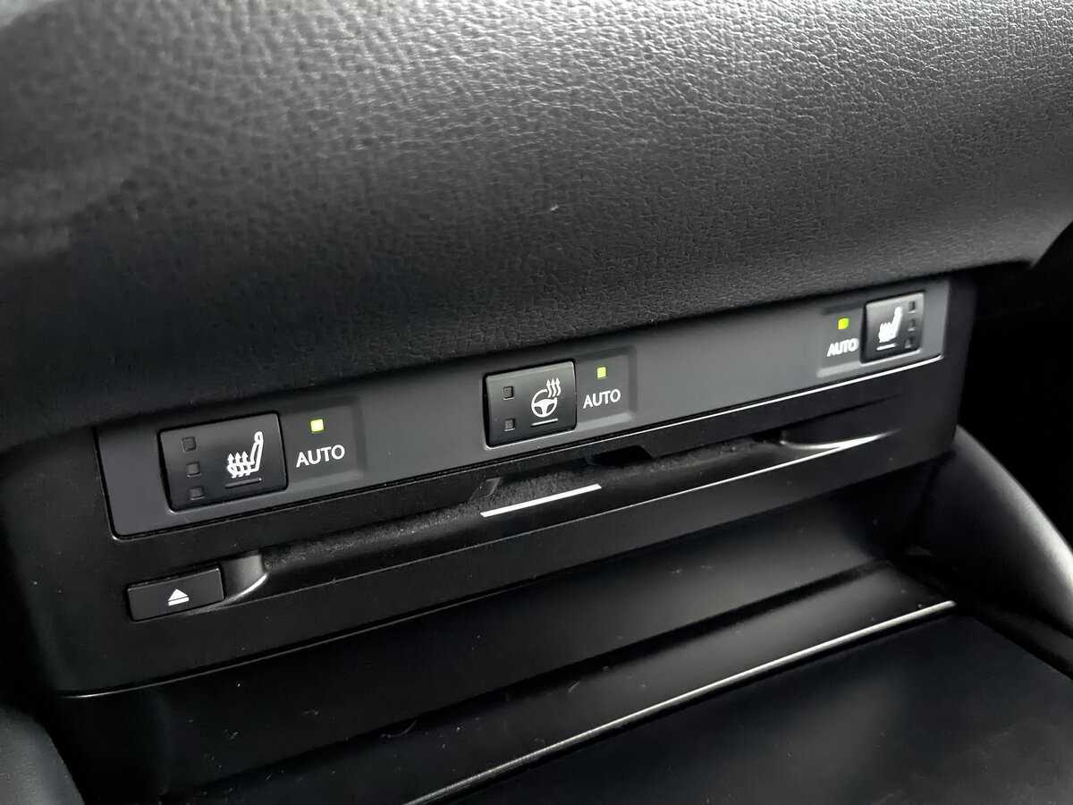 Б/У Лексус ЕС 2021 года. Фото: #23