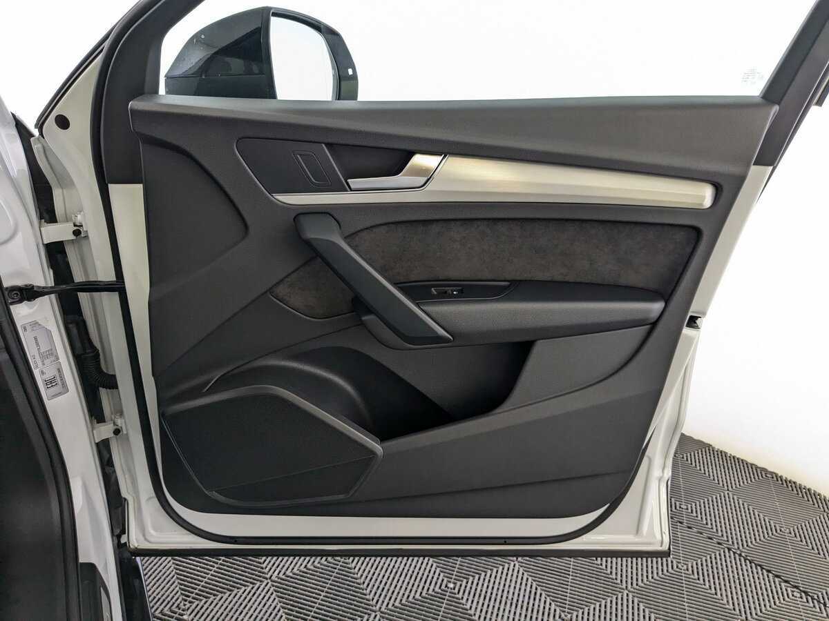 Б/У Ауди К5 2019 года. Фото: #23