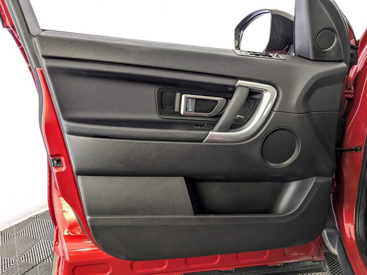 Б/У Лэнд Ровер Дискавери Спорт 2019 года. Фото: #14