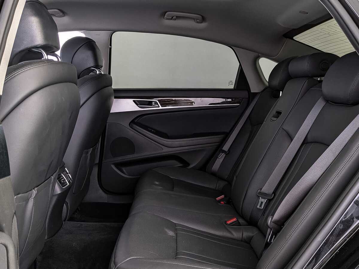 Б/У Генезис Г80 2018 года. Фото: #13