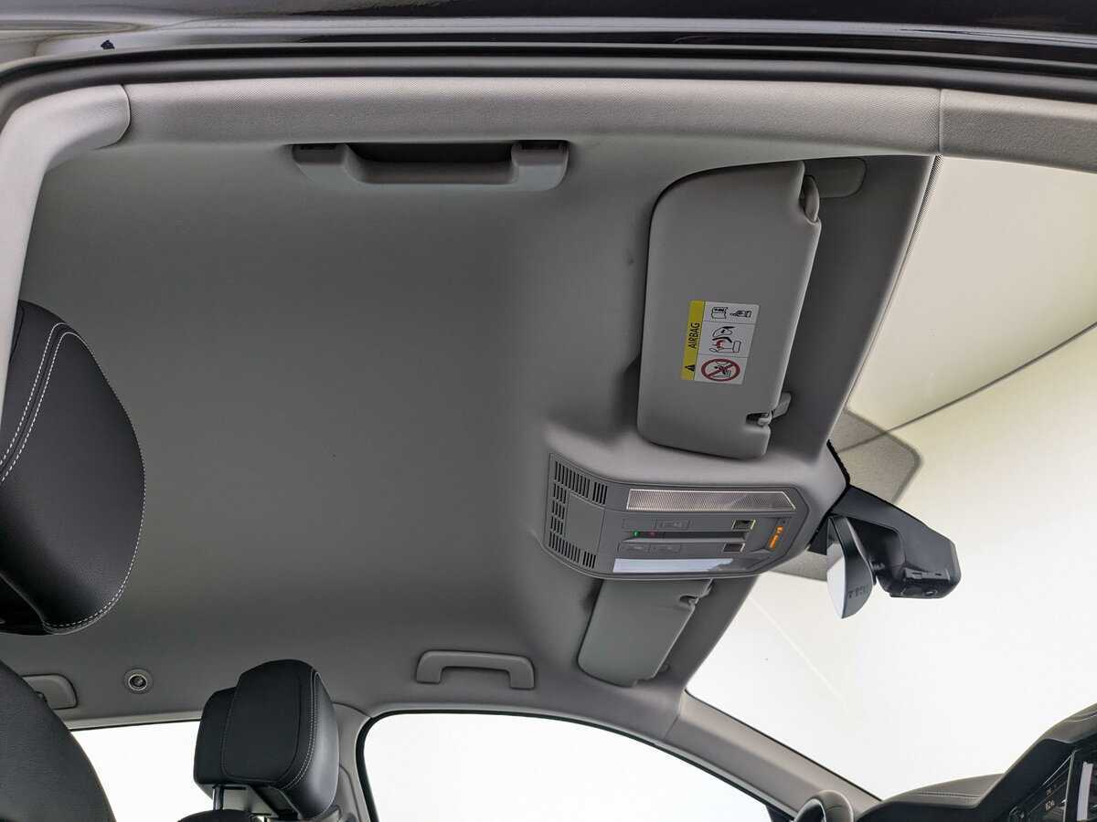 Б/У Фольксваген Туарег 2020 года. Фото: #18