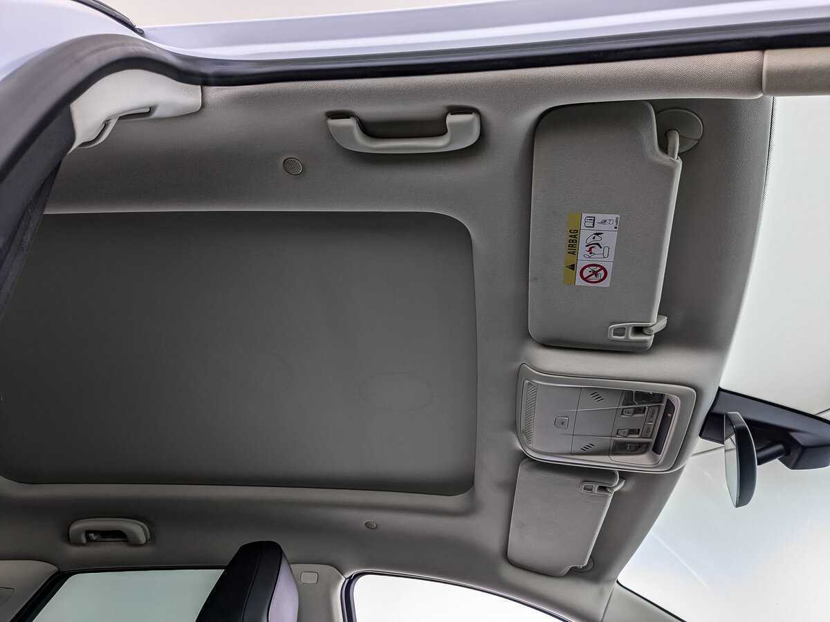 Б/У Кадиллак ИксТ5 2016 года. Фото: #18