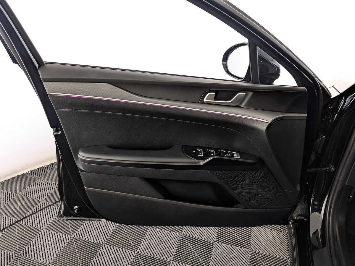 Б/У Киа К5 2023 года. Фото: #14