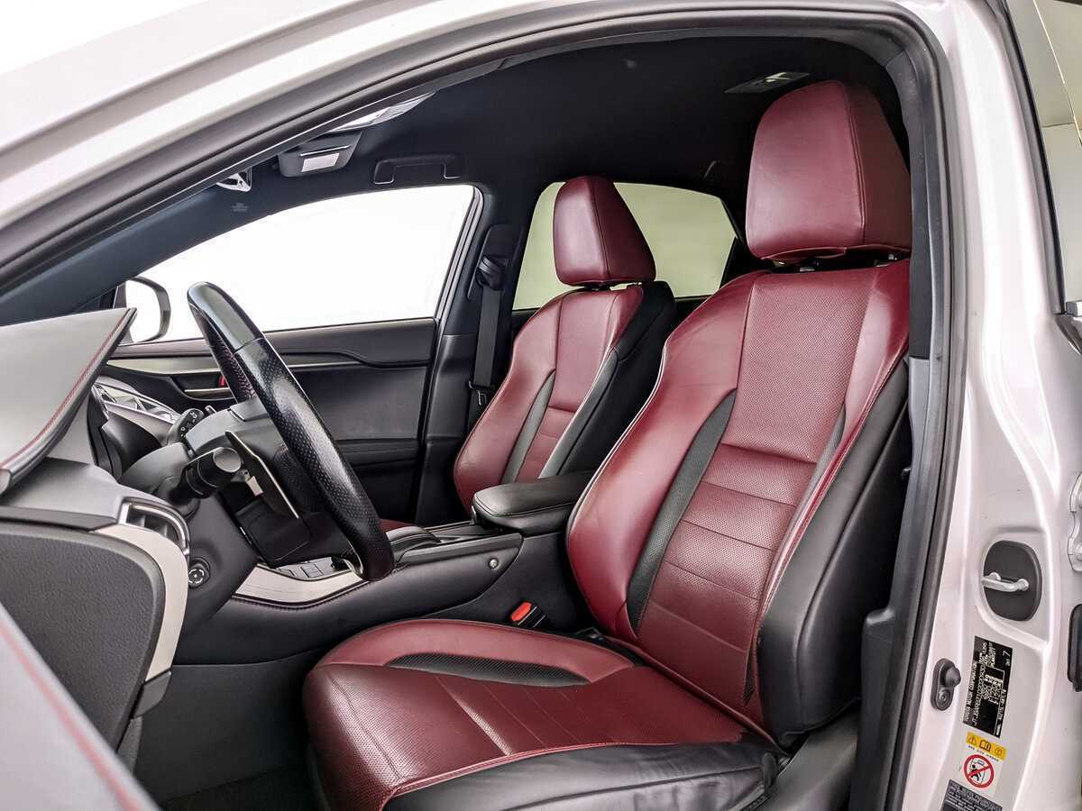 Б/У Лексус Н-Икс 2015 года. Фото: #15