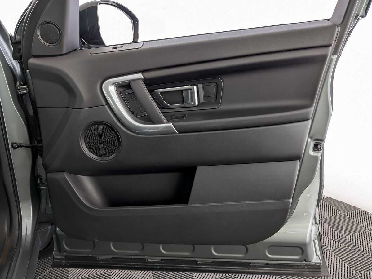 Б/У Лэнд Ровер Дискавери Спорт 2018 года. Фото: #20