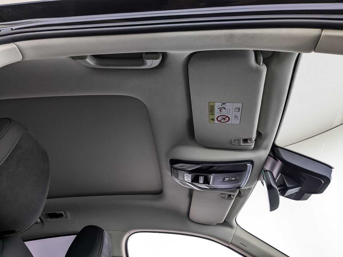 Б/У Джили Тугелла 2021 года. Фото: #18