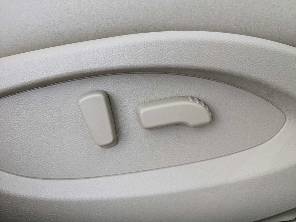 Б/У Инфинити К-Икс50 2015 года. Фото: #15