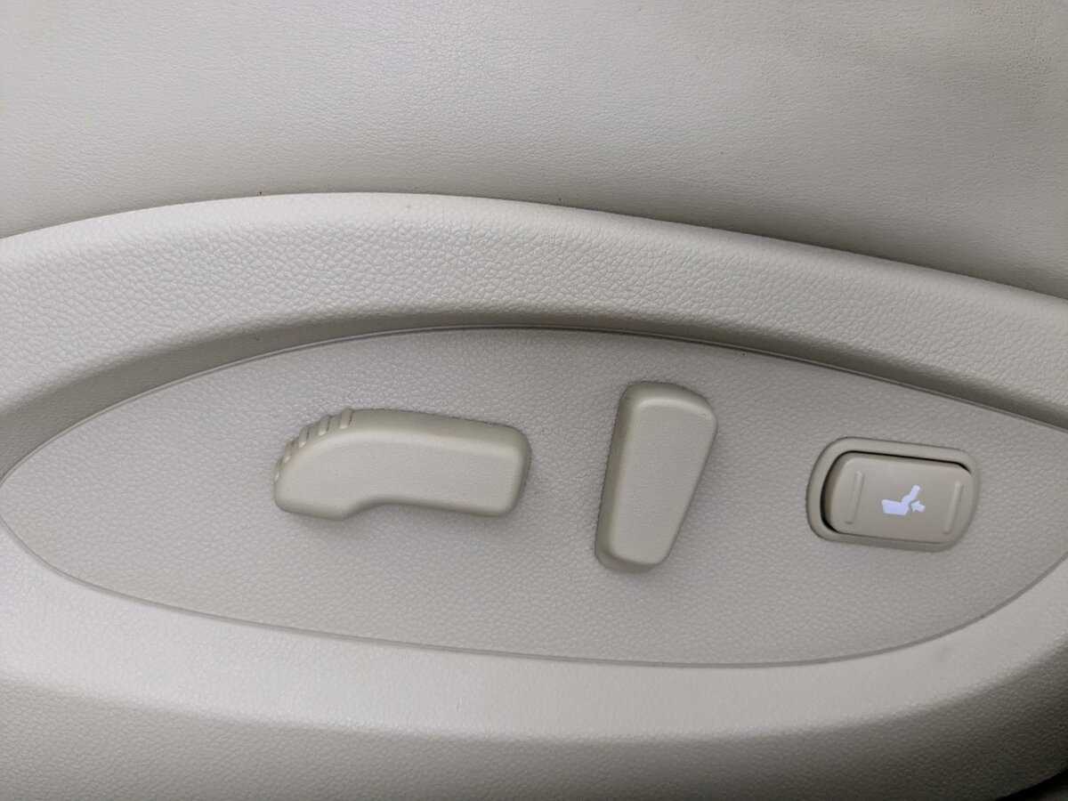 Б/У Инфинити К-Икс50 2015 года. Фото: #22