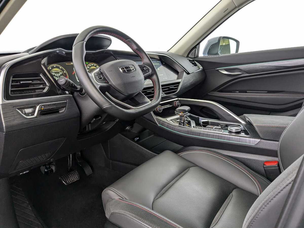 Б/У Джили Тугелла 2022 года. Фото: #13