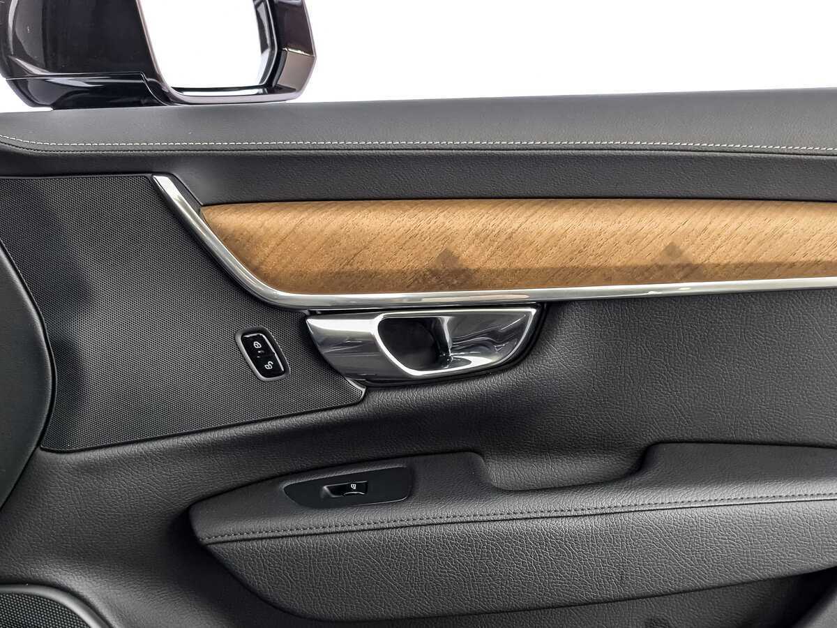 Б/У Вольво С90 2020 года. Фото: #20