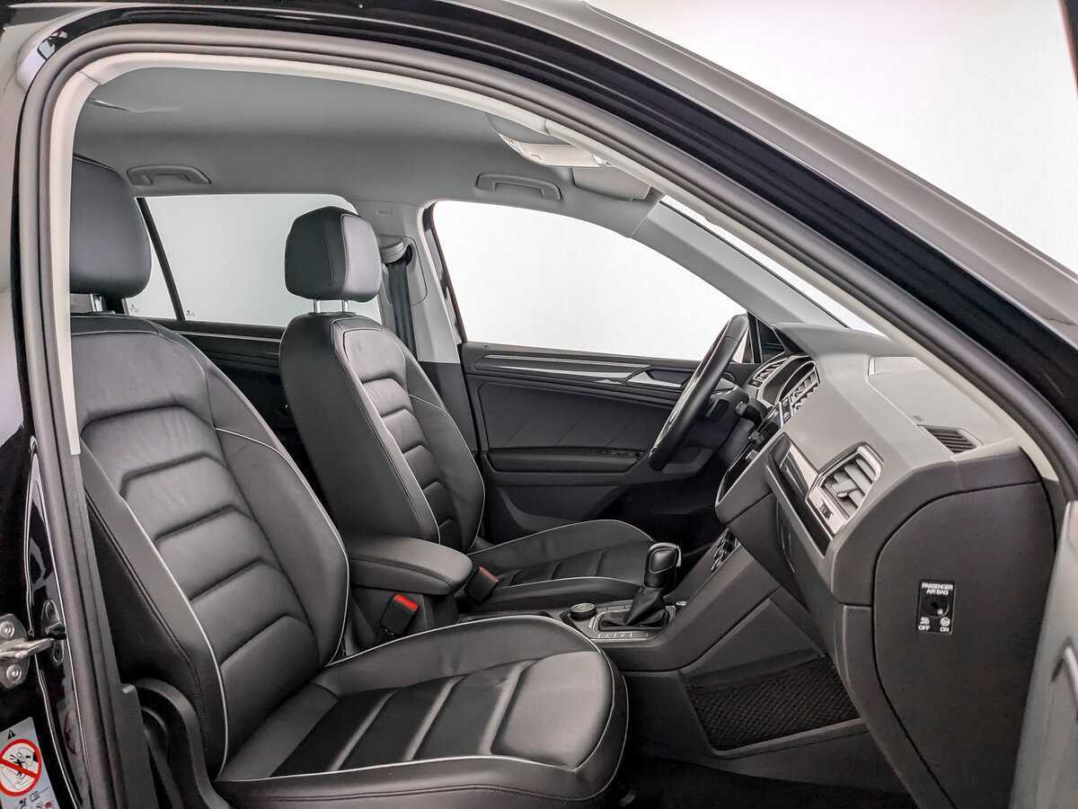 Б/У Фольксваген Тигуан 2020 года. Фото: #19