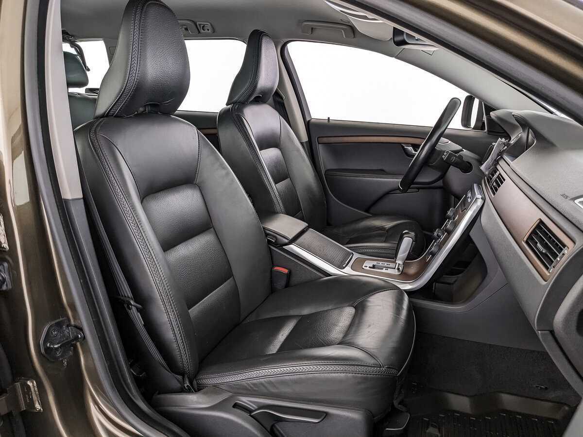 Б/У Вольво ИксЦ70 2011 года. Фото: #19